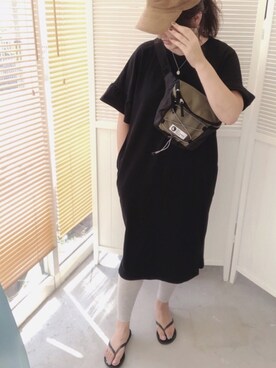 帽子 イエロー系 を使った 黒ワンピ の人気ファッションコーディネート Wear