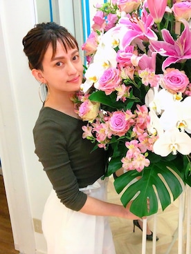 「AZUL by moussy（アズールバイマウジー）のアイテム（Tシャツ/カットソー、グリーン系）」を使った、yunpoco0329さん（166cm）の春コーディネート