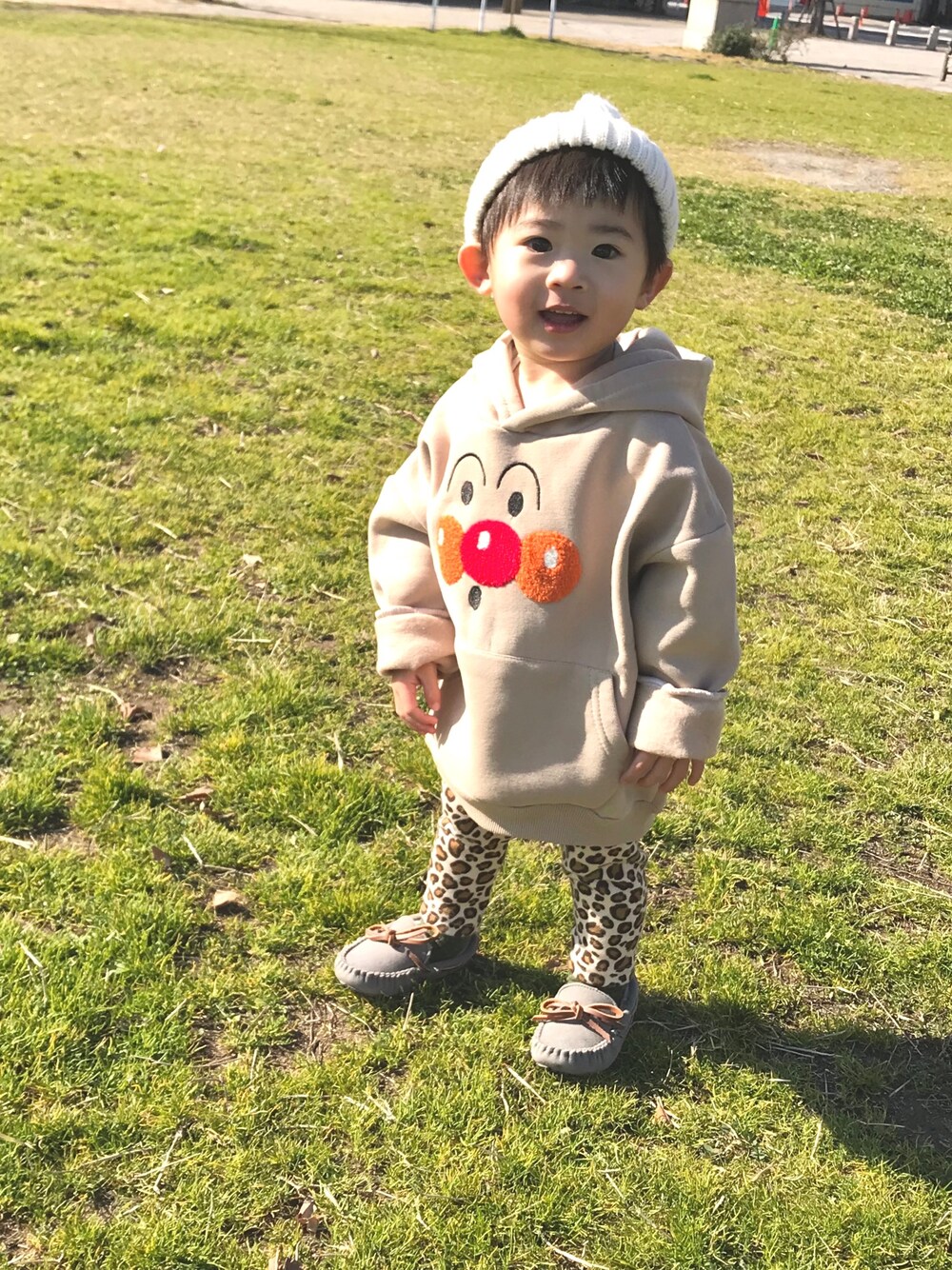 「アンパンマン、レオパード柄、モカシン、おとこのこ、キッズコーデ、初売りセールで買いました2019」｜「韓国のアイテム（パーカー、ベージュ系）」を使った、yuyuさん（キッズ・80cm）の冬コーディネートの1枚目の写真