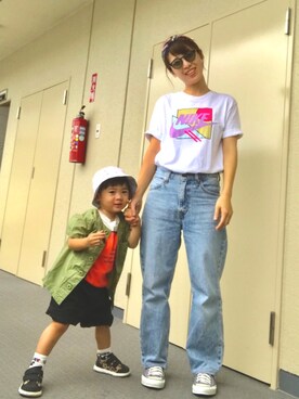 「Levi's（リーバイス）のDAD JEANS  CHARLIE BOY（デニムパンツ）」を使った、yuyuさん（キッズ・80cm）の夏コーディネート
