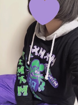 「MAGICAL MOSH MISFITS（マジカルモッシュミスフィッツ）のアイテム」を使った、モ エさん（レディース・164cm）の冬コーディネート