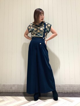 「REDYAZEL（レディアゼル）のアイテム（パンツ）」を使った、Risa Katoさん（レディース・157cm）の秋コーディネート