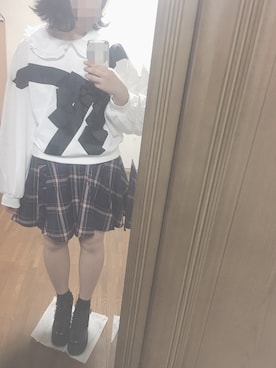 「Ank Rouge（アンクルージュ）のアイテム（トップス、ホワイト系）」を使った、nne☺︎︎さん（レディース・160cm）の冬コーディネート