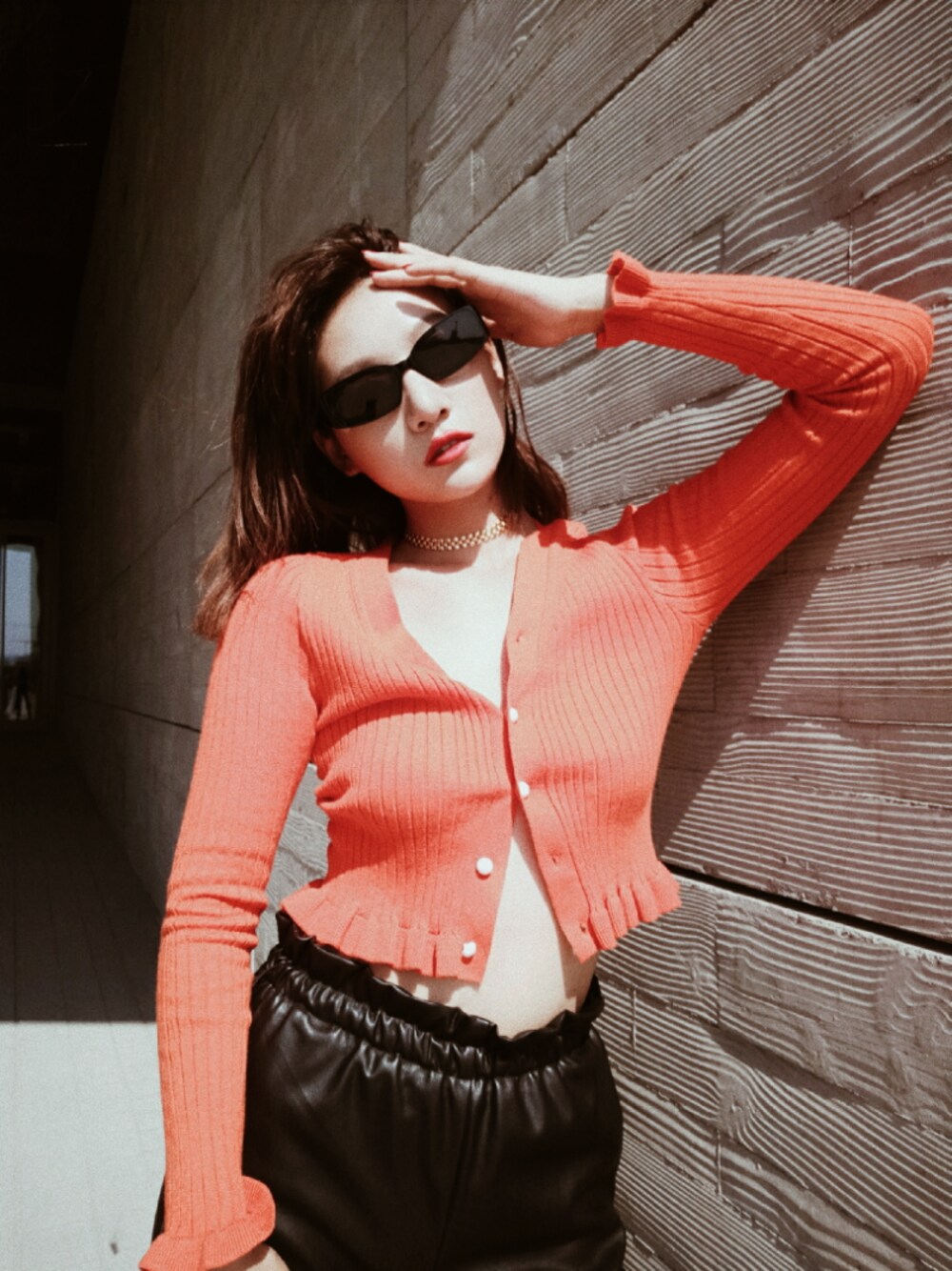 「国庆快乐のアイテム（ニット/セーター、レッド系）」を使った、Sabrina小帆姐さん（レディース・170cm）の秋コーディネートの1枚目の写真