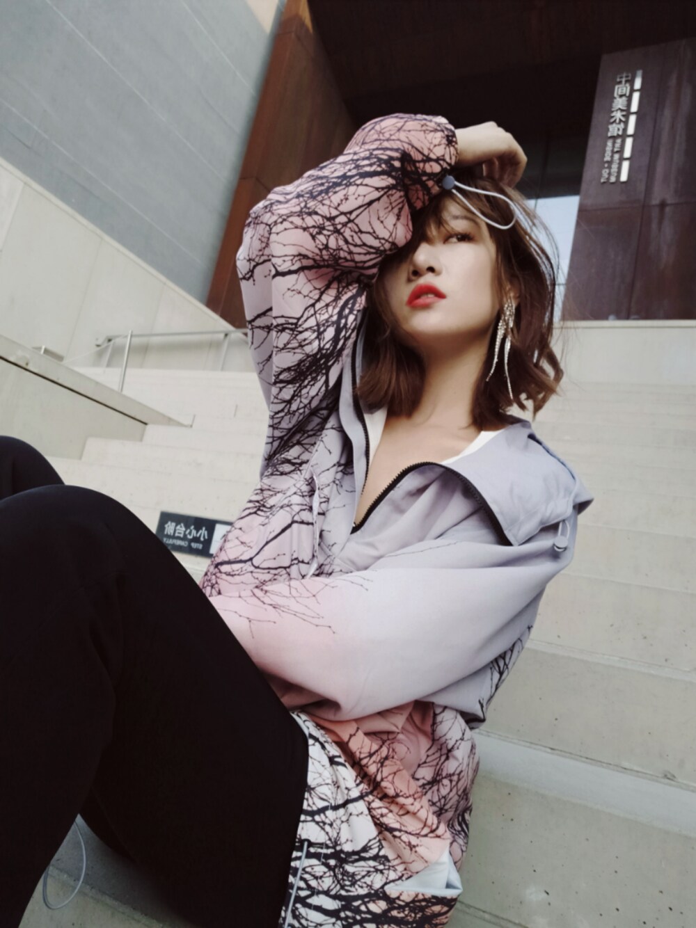 「harshandcruelのアイテム（ジャケット/アウター、その他）」を使った、Sabrina小帆姐さん（レディース・170cm）の秋コーディネートの1枚目の写真
