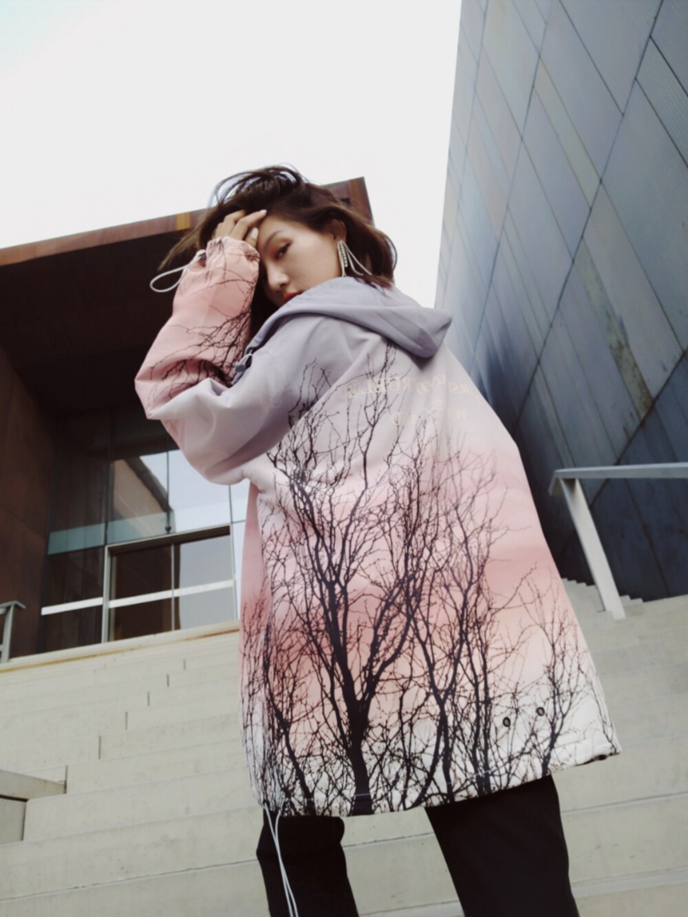 「harshandcruelのアイテム（ジャケット/アウター、その他）」を使った、Sabrina小帆姐さん（レディース・170cm）の秋コーディネートの1枚目の写真
