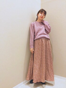 スカート オレンジ系 を使った くすみピンク の人気ファッションコーディネート Wear