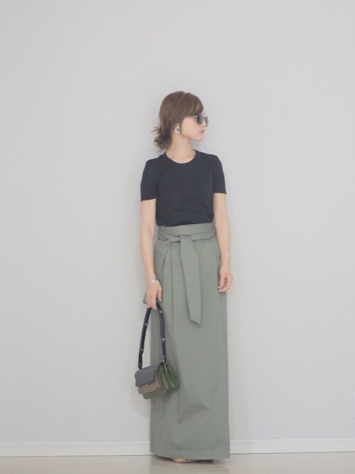 田中亜希子使用「PETIT BATEAU（クルーネック半袖Ｔシャツ）」的時尚穿搭