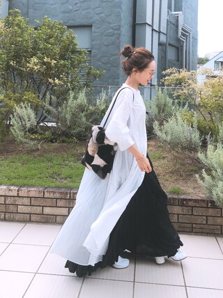 田中亜希子使用「mizuiroind（スタンドカラーフレアシャツワンピース）」的時尚穿搭