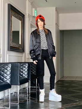 「スキニー」｜「アイテム（スカジャン）」を使った、Nuttyさん（レディース・157cm）の春コーディネート