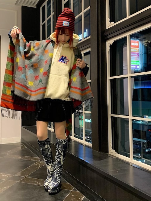 新品⬛︎ヒステリックグラマー⬛︎ポンチョ⬛︎大判ストール⬛︎ギターガール⬛︎ユニセックス HYSTERIC GLAMOUR（ヒステリックグラマー）の「HYSTERIC BEAR