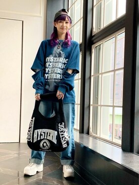 「HYSTERIC GLAMOUR（ヒステリックグラマー）のアイテム（雑貨/ホビー）」を使った、Nuttyさん（レディース・157cm）の冬コーディネート