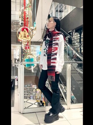 ヒステリックグラマー FORBIDDEN MOVIEパッチ ハイネックTシャツ HYSTERIC GLAMOUR（ヒステリックグラマー）の「FORBIDDEN MOVIEパッチ