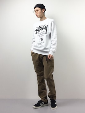 「STUSSY（ステューシー）のアイテム（スウェット）」を使った、Yudai Ishiiさん（メンズ・178cm）の春コーディネート