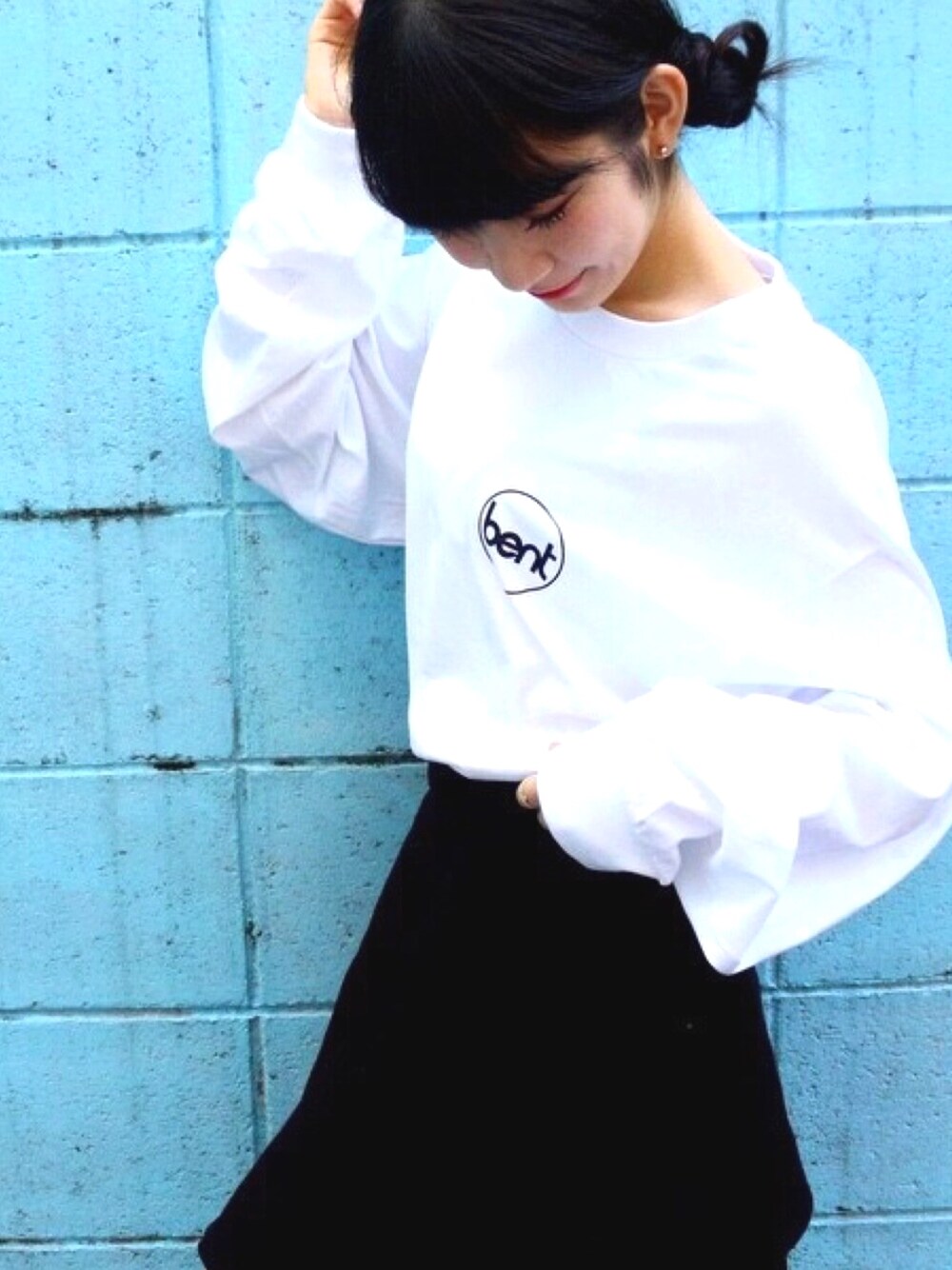 「ロンT、mormal、広島、ラフスタイル、神戸、古着屋、シンプル」｜「mormalのアイテム（Tシャツ/カットソー、ホワイト系）」を使った、mipopoさん（レディース・153cm）の夏コーディネートの1枚目の写真