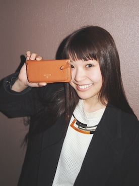 「UNiCASE（ユニケース）のアイテム（PC・スマホグッズ/家電）」を使った、三橋栄香さん（レディース・155cm）の冬コーディネート