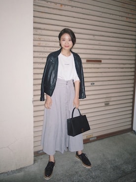 「STUDIOUS（ステュディオス）のアイテム（ライダースジャケット）」を使った、三橋栄香さん（レディース・155cm）の秋コーディネート
