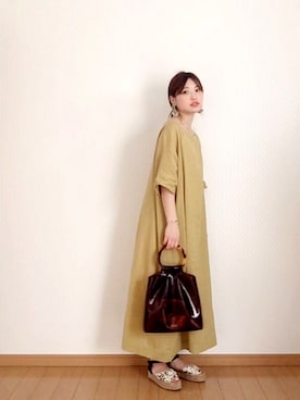 「G.V.G.V.（ジーヴィージーヴィー）のアイテム（アクセサリー）」を使った、三橋栄香さん（レディース・155cm）の春コーディネート