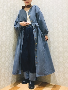 「earth music&ecology（アースミュージックアンドエコロジー）のCOTTON USAデニムパンツ(ストレート) 〇（デニムパンツ）」を使った、ひなママさん（レディース・152cm）の秋コーディネート