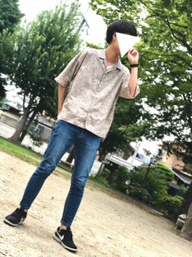 「JUNRED（ジュンレッド）のペイズリードルマンオープンカラーシャツ（シャツ/ブラウス、グレー系）」を使った、MCMCさん（メンズ・178cm）の夏コーディネート