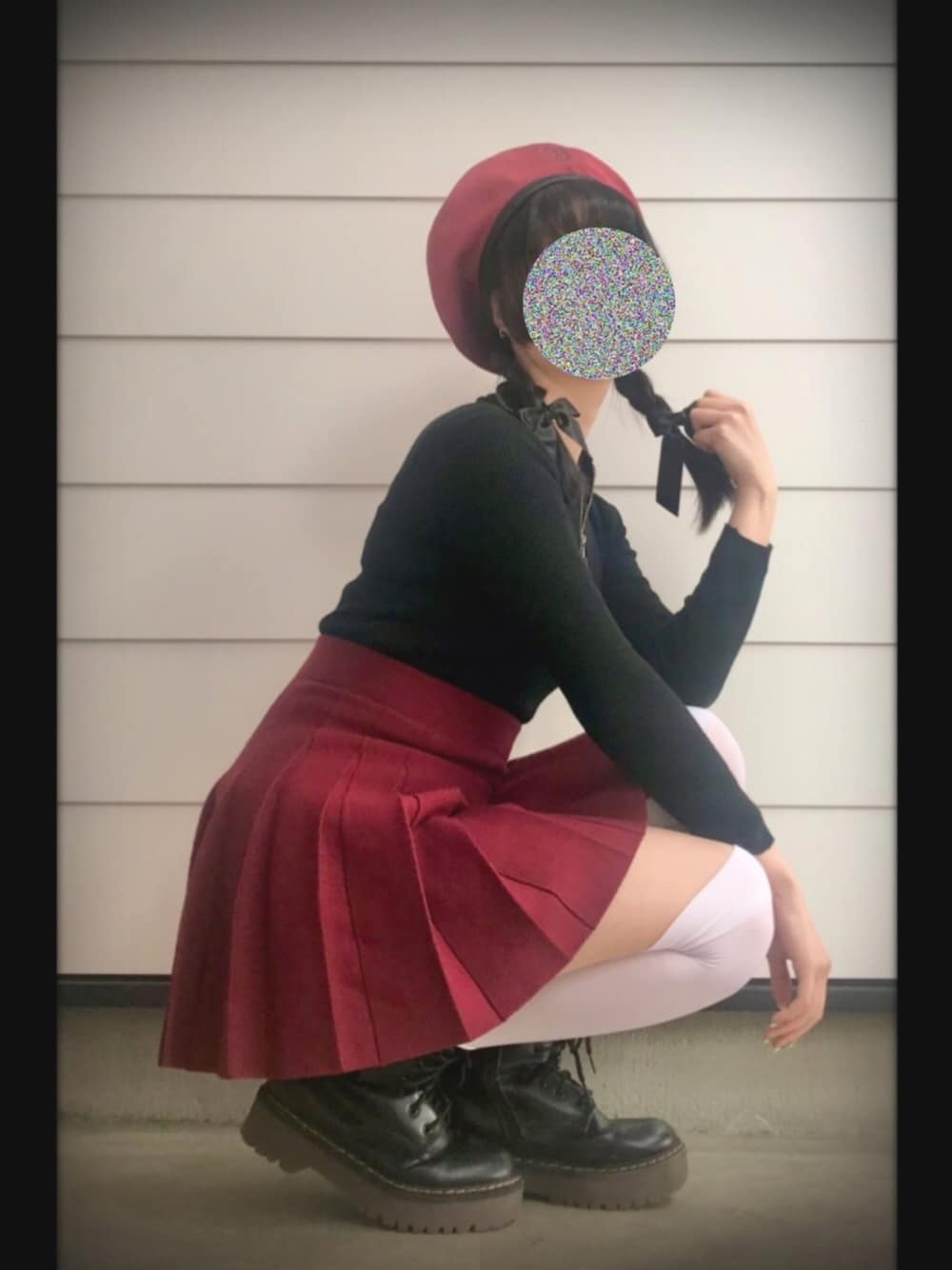 「プチプラコーデ、スクールガール、ベレー帽、PAMEO POSE、ジップアップ、ANAP、プリーツスカート、ニーハイソックス、ブーツ、Avail」｜「Availのアイテム（ブーツ、ブラック系）」を使った、lucaさん（レディース・165cm）の春コーディネートの1枚目の写真