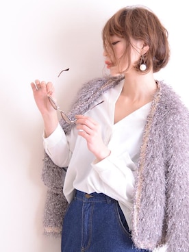 「アイテム（ノーカラージャケット、グレー系）」を使った、sawa alamodeさん（レディース・165cm）の冬コーディネート