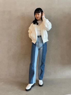 「Tシャツ/カットソー」｜「アイテム（ブルゾン）」を使った、近藤 舞弥さん（レディース・164cm）の冬コーディネート