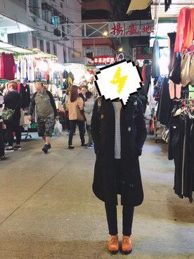 「アイテム（バックパック/リュック、シルバー系）」を使った、HoneyButterChipsさん（レディース・170cm）の冬コーディネート