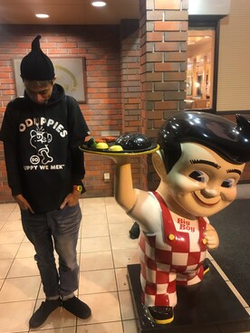 「DUPPIES（ダッピーズ）のアイテム」を使った、Homare kanefukuさん（メンズ・174cm）の秋コーディネート