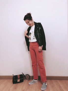 「GAP（ギャップ）のアイテム（ライダースジャケット）」を使った、丝摩木易さん（レディース・157cm）の冬コーディネート