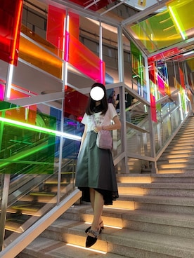 「PULL&BEAR（プルアンドベア）のアイテム（サンダル）」を使った、TINTINさん（レディース・168cm）の秋コーディネート