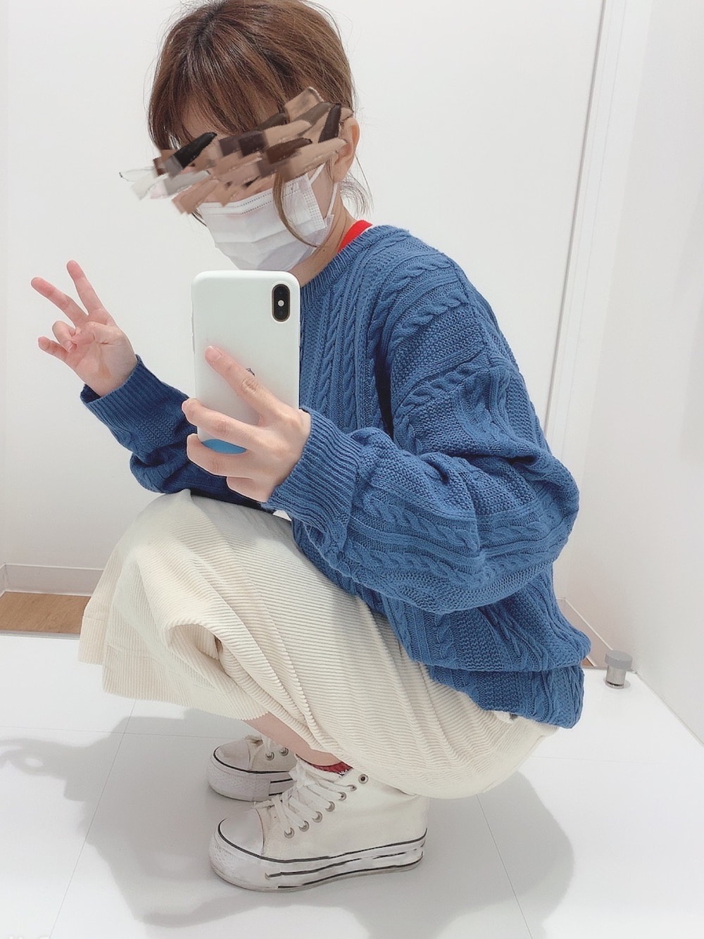 「冬コーデ、ootd、オトナ女子、スカート、ニット、Kanaji、カンアジ、あなたに似合うコーディネートが必ず見つかる」｜「Kanajiのアイテム（ニット/セーター、ブルー系）」を使った、ゆきちさん（レディース・149cm）の冬コーディネートの1枚目の写真