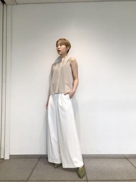 「アイテム（ブーティ、グリーン系）」を使った、Risako Iidaさん（レディース・169cm）の春コーディネート