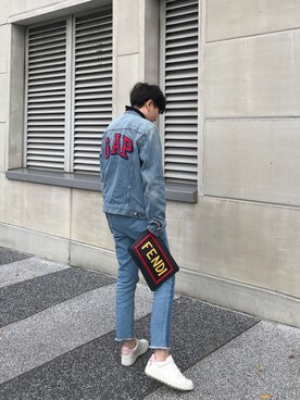 「COACH」｜「アイテム（デニムジャケット）」を使った、LUさん（メンズ・163cm）の冬コーディネート