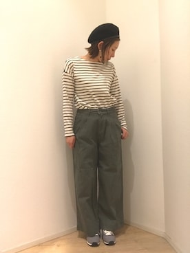 「earth music&ecology（アースミュージックアンドエコロジー）のアイテム（チノパンツ）」を使った、emokiyoさん（レディース・163cm）の秋コーディネート
