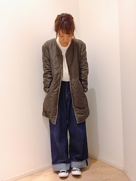 「earth music&ecology（アースミュージックアンドエコロジー）のアイテム（ノーカラージャケット）」を使った、emokiyoさん（レディース・163cm）の秋コーディネート