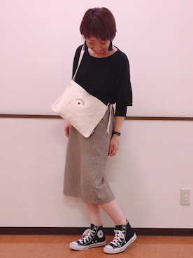 「CONVERSE（コンバース）のアイテム（バッグ）」を使った、emokiyoさん（レディース・162cm）の秋コーディネート