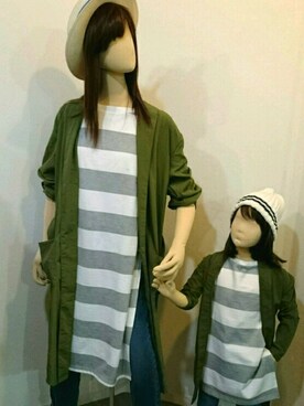 「アイテム（ステンカラーコート、グリーン系）」を使った、DEUXFEESさん（キッズ・110cm）の冬コーディネート