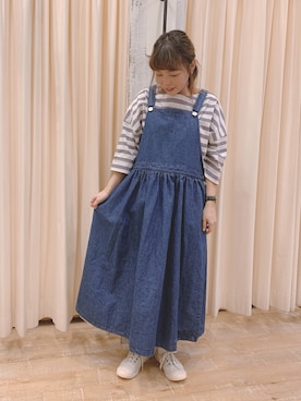 「アイテム（ジャンパースカート、ブルー系）」を使った、honamiさん（レディース・152cm）の春コーディネート
