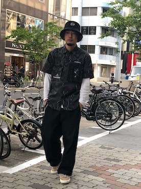「AVIREX（アヴィレックス）のアイテム（ウォレットチェーン）」を使った、ハットリさん（メンズ・176cm）の春コーディネート