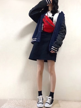 「アイテム（スタジャン、グレー系）」を使った、あさん（レディース・164cm）の春コーディネート