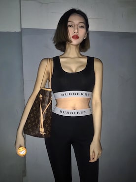 BURBERRY(バーバリー)のジャージを使った人気ファッション 激安売品 新品未使用 ジャージ トップス Burberry ジャージ