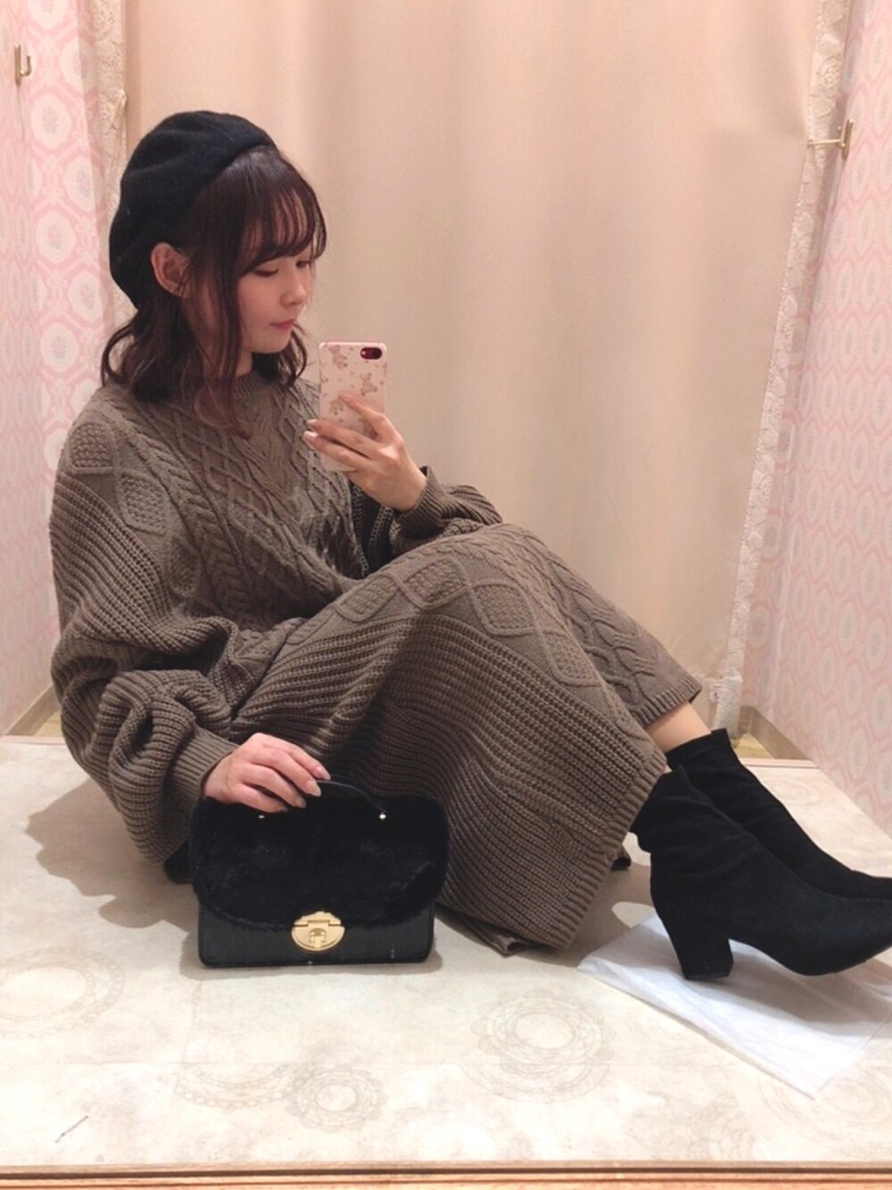 「earth music&ecology、オリエンタルトラフィック、冬コーデ、きれいめカジュアル、ストレッチブーツ、ニット、セットアップ、モカブラウン、ベレー帽」｜「earth music&ecologyのアラン柄ニットプルオーバー（ニット/セーター、ブラウン系）」を使った、おだ🌷さん（レディース・152cm）の秋コーディネートの1枚目の写真