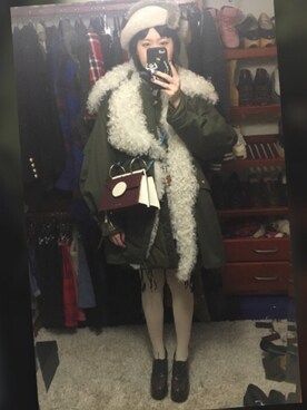 「BALENCIAGA」｜「アイテム（ハンチング/ベレー帽）」を使った、isabel_not_cuteさん（レディース・170cm）の冬コーディネート
