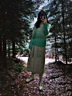 「permodのアイテム（ニット/セーター、グリーン系）」を使った、卩一卫さん（レディース・158cm）の春コーディネート