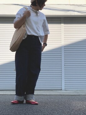 「UNIQLO（ユニクロ）のハイライズワイドストレートジーンズ（デニムパンツ）」を使った、lomilomiさん（レディース・161cm）の春コーディネート