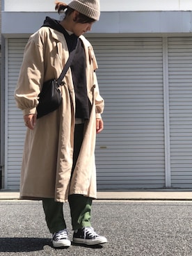 「チャックテイラー」｜「アイテム（トレンチコート）」を使った、lomilomiさん（レディース・163cm）の春コーディネート