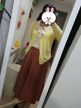「GU（ジーユー）のアイテム（カーディガン/ボレロ、イエロー系）」を使った、こぼちゃんさん（レディース・152cm）の秋コーディネート