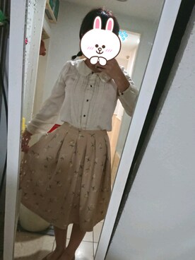 「アースミュージック＆エコロジーのアイテム（スカート、ベージュ系）」を使った、こぼちゃんさん（レディース・152cm）の秋コーディネート