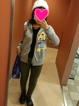 「GU（ジーユー）のアイテム（その他パンツ、グリーン系）」を使った、こぼちゃんさん（レディース・152cm）の秋コーディネート